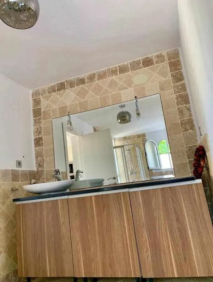 Apartamento 2 En Chalet Con Vista Abierta Al Mar مالقة 0*,  إسبانيا